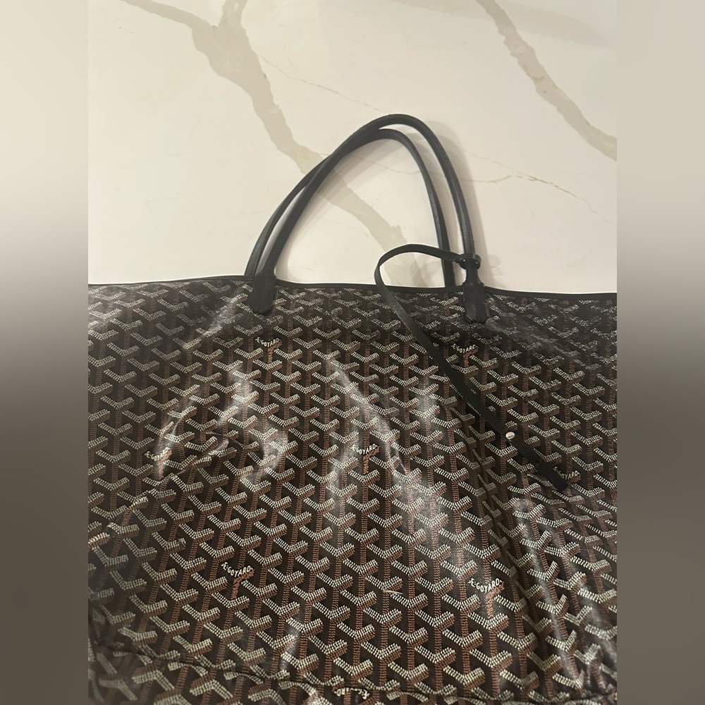 Goyard bag